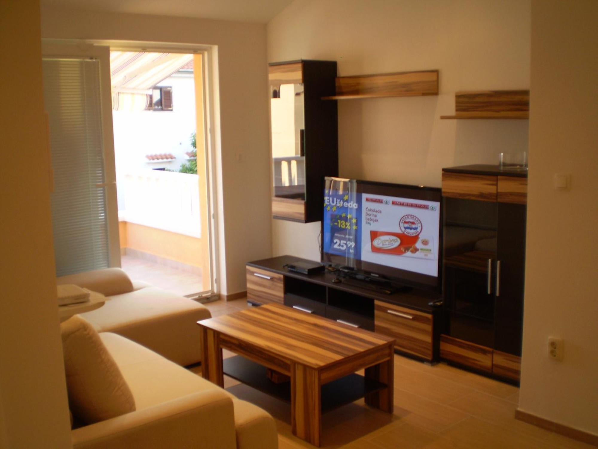 Apartments Tare, Free Parking Vodice Room photo
