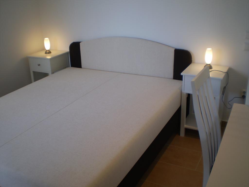 Apartments Tare, Free Parking Vodice Room photo